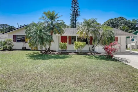 4634 Flatbush Avenue Sarasota FL 34233