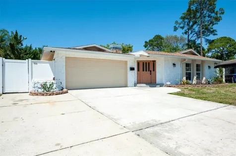 6701 16th Way S St Petersburg FL 33712