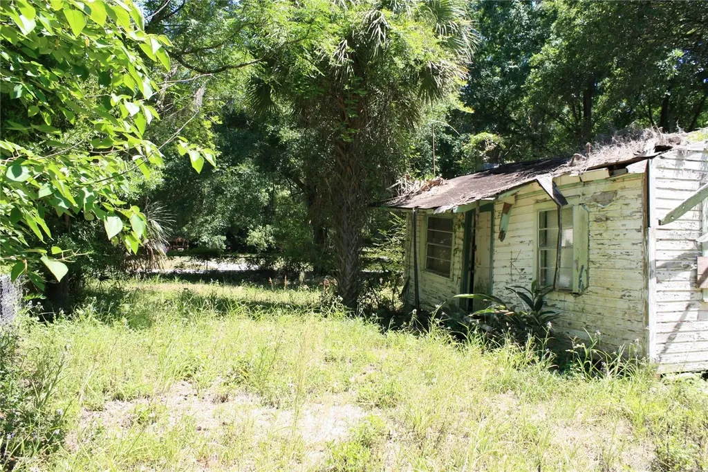 21646 NW 58th Court Micanopy FL 32667