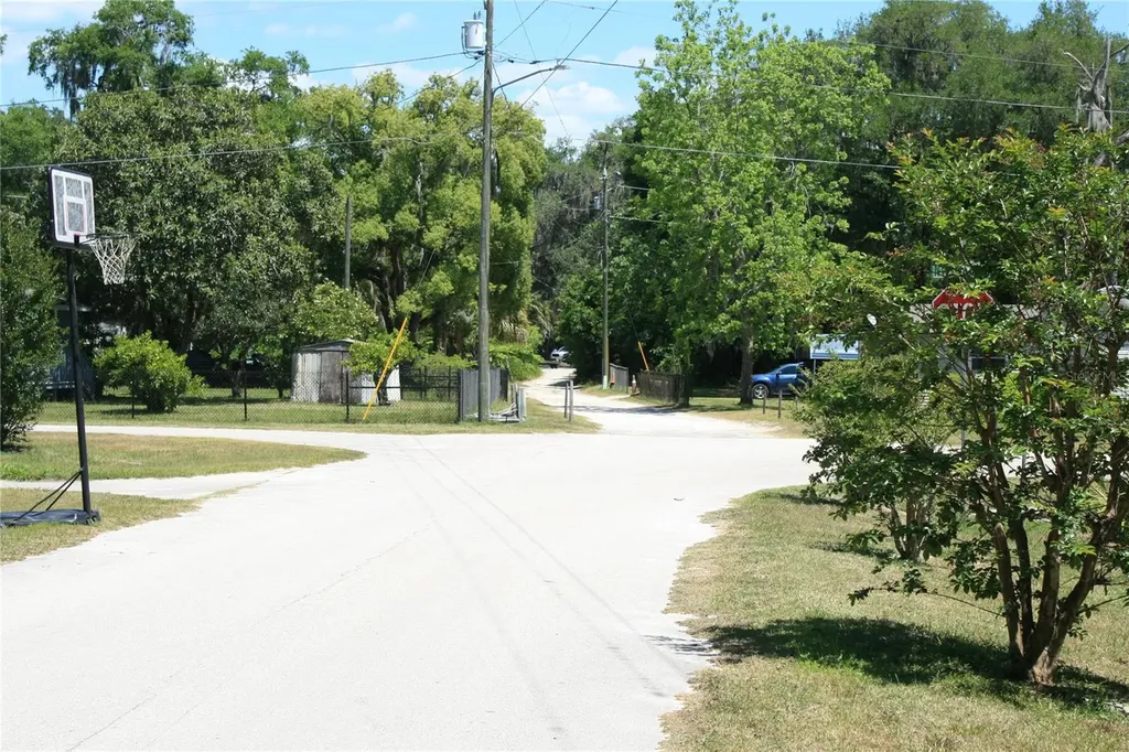 21646 NW 58th Court Micanopy FL 32667