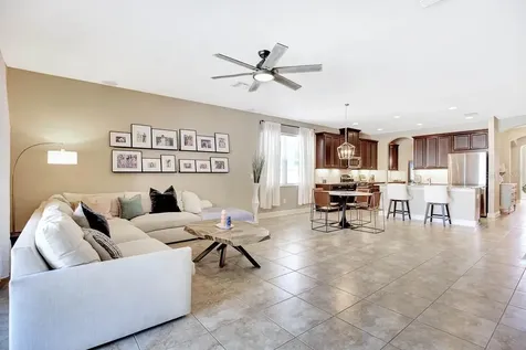 17525 Buckingham Garden Drive Lithia FL 33547