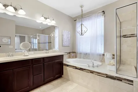 17525 Buckingham Garden Drive Lithia FL 33547