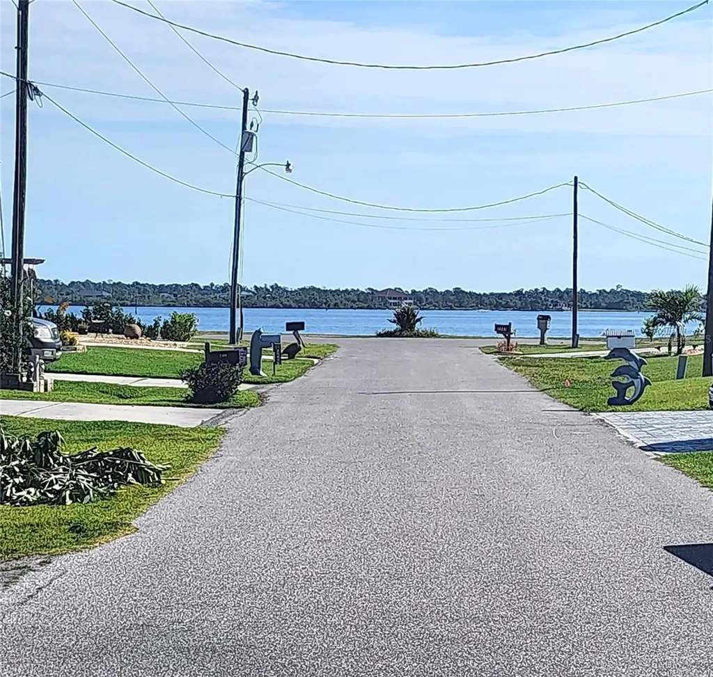 2425 Vance Terrace Port Charlotte FL 33981