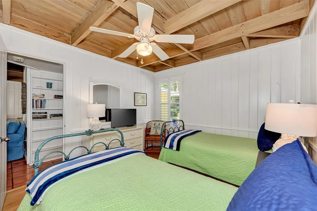 5216 Calle De Costa Rica Sarasota FL 34242