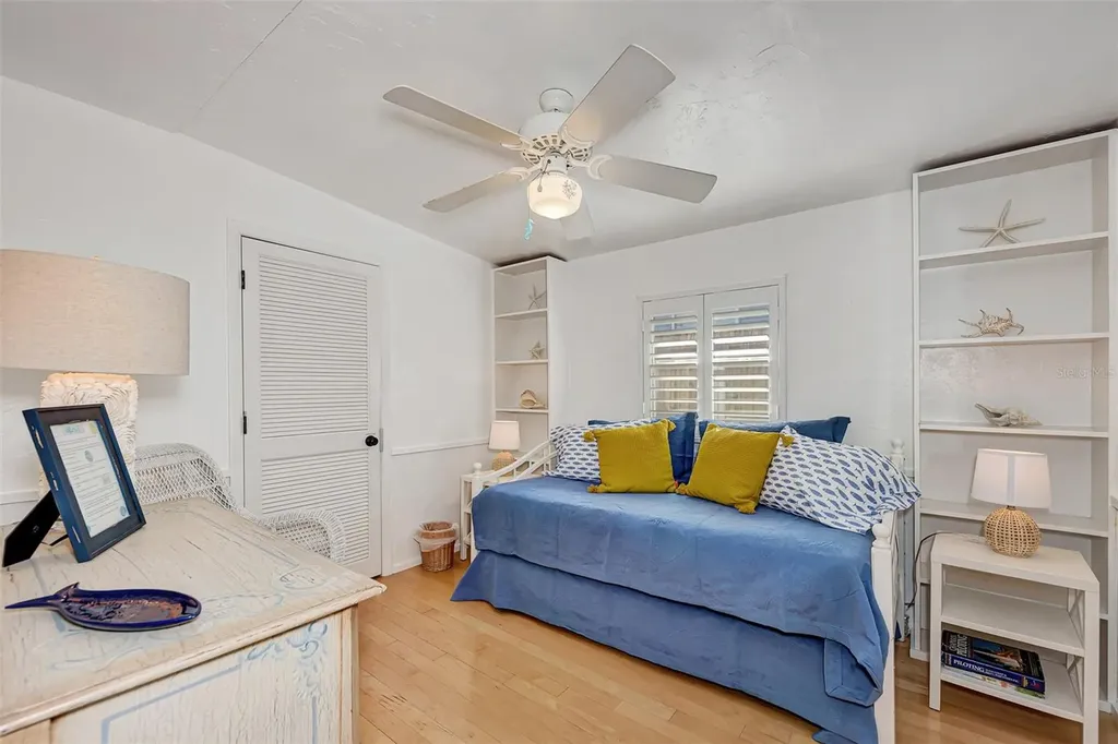 5216 Calle De Costa Rica Sarasota FL 34242