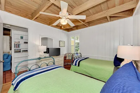5216 Calle De Costa Rica Sarasota FL 34242