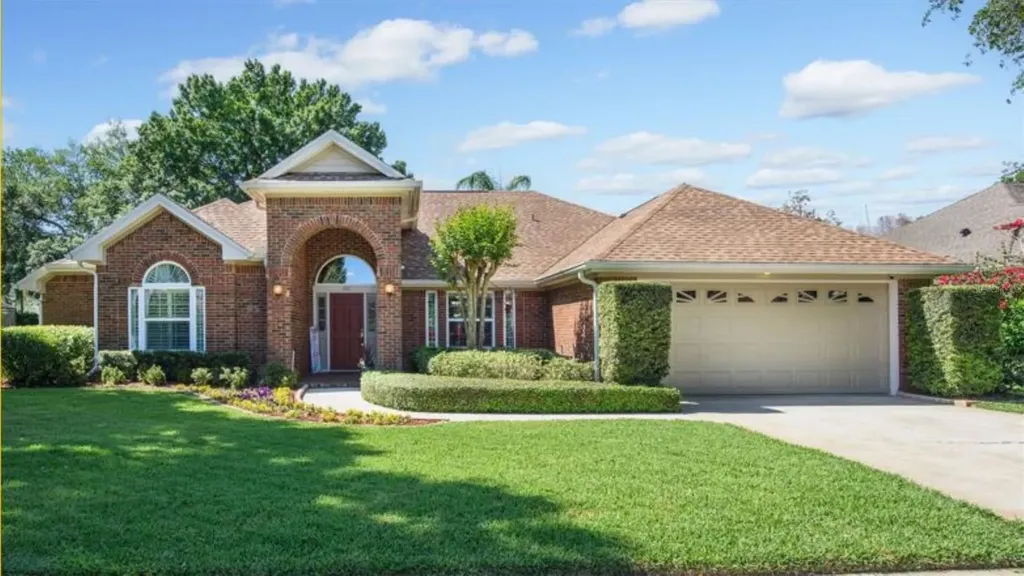 351 Raleigh Place Oviedo FL 32765