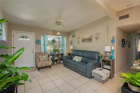 1303 Morningside Drive Lake Wales FL 33853