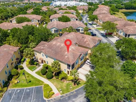 2732 Oakwater Drive Kissimmee FL 34747