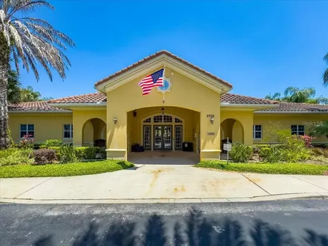 2732 Oakwater Drive Kissimmee FL 34747