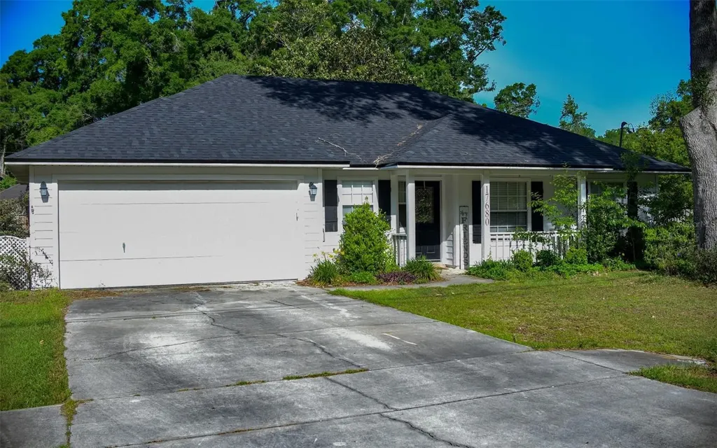 17680 NW 238th Street High Springs FL 32643