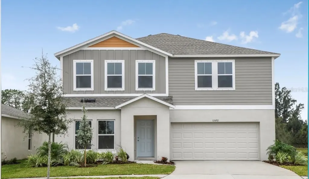 2433 Oakwood Lane Davenport FL 33837