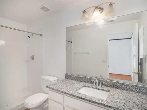8514 N Hyaleah Road Tampa FL 33617
