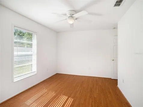 8514 N Hyaleah Road Tampa FL 33617