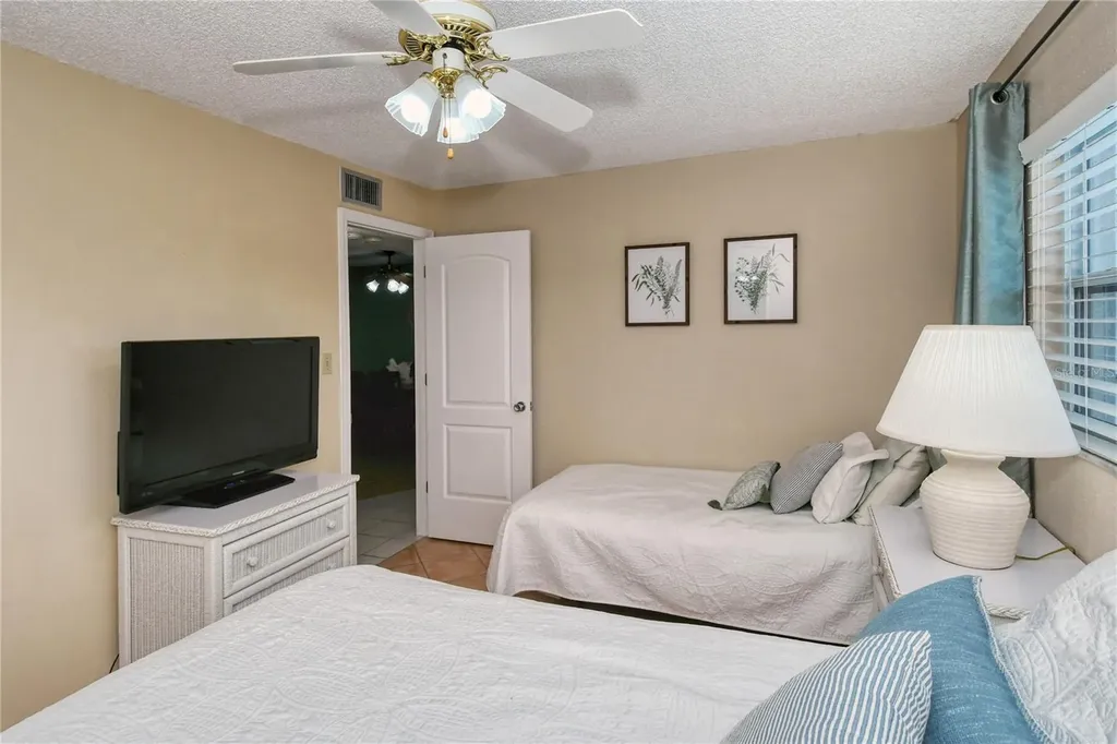 116 Vista Hermosa Circle Sarasota FL 34242