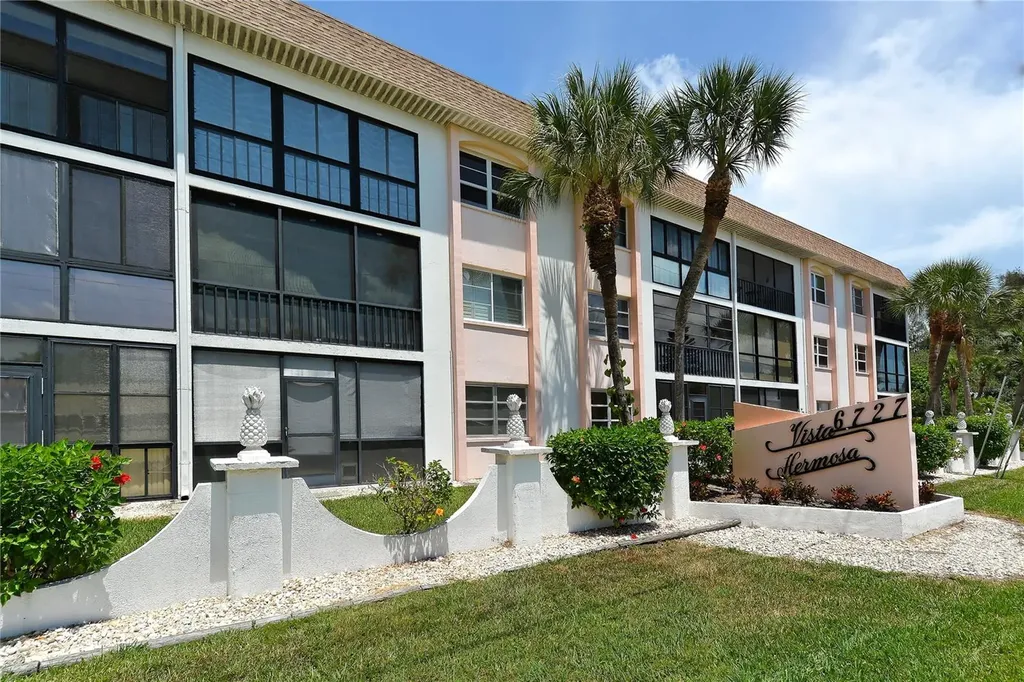 116 Vista Hermosa Circle Sarasota FL 34242