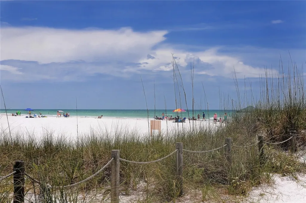 116 Vista Hermosa Circle Sarasota FL 34242