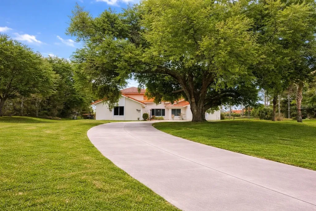 12624 Lake Denise Boulevard Clermont FL 34711