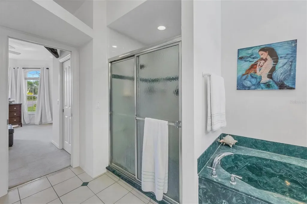 5124 Sunnydale Circle Sarasota FL 34233