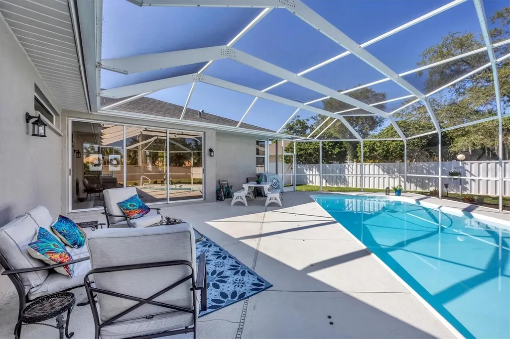5124 Sunnydale Circle Sarasota FL 34233