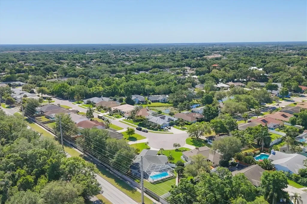 5124 Sunnydale Circle Sarasota FL 34233