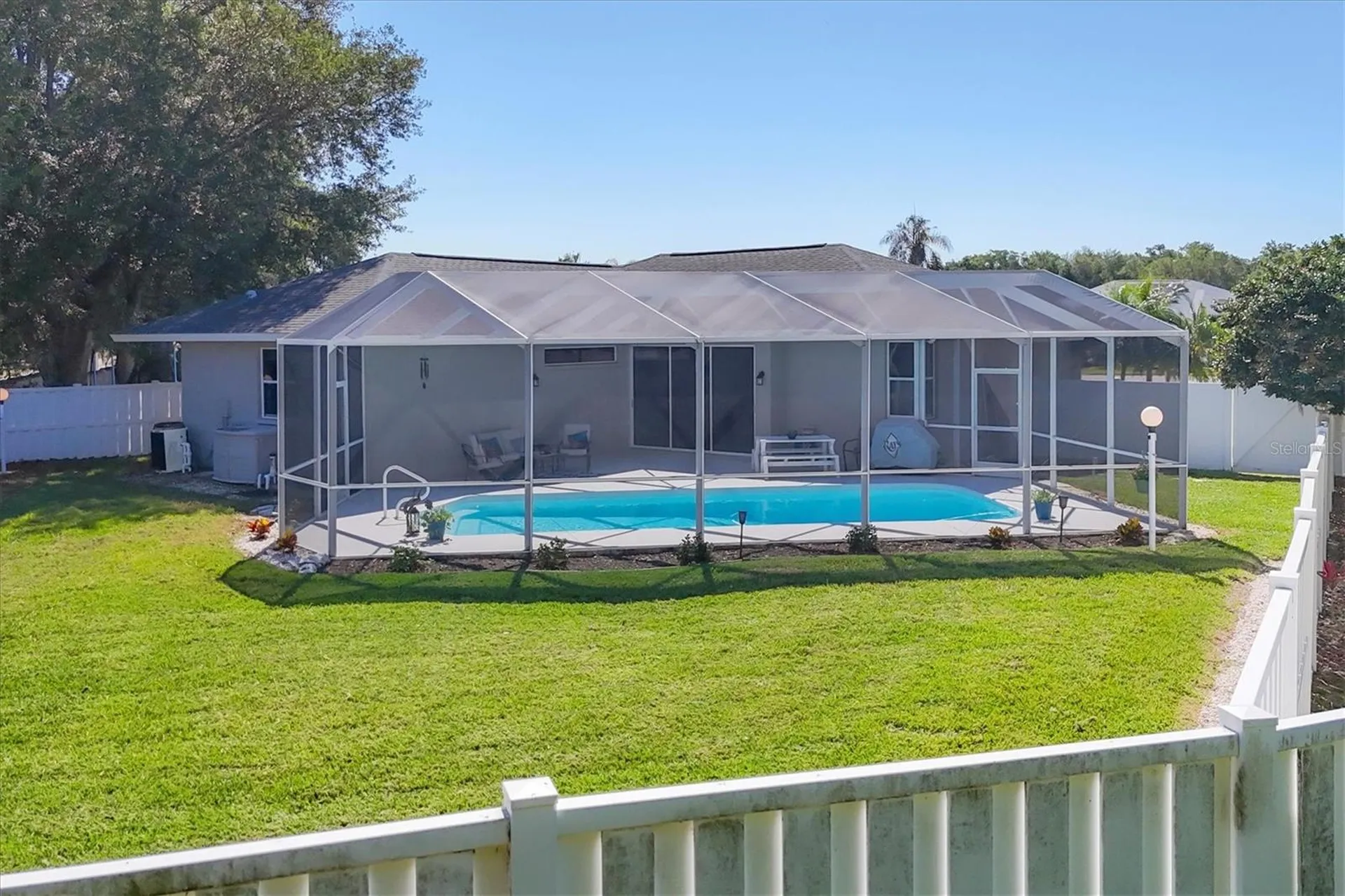 5124 Sunnydale Circle Sarasota FL 34233