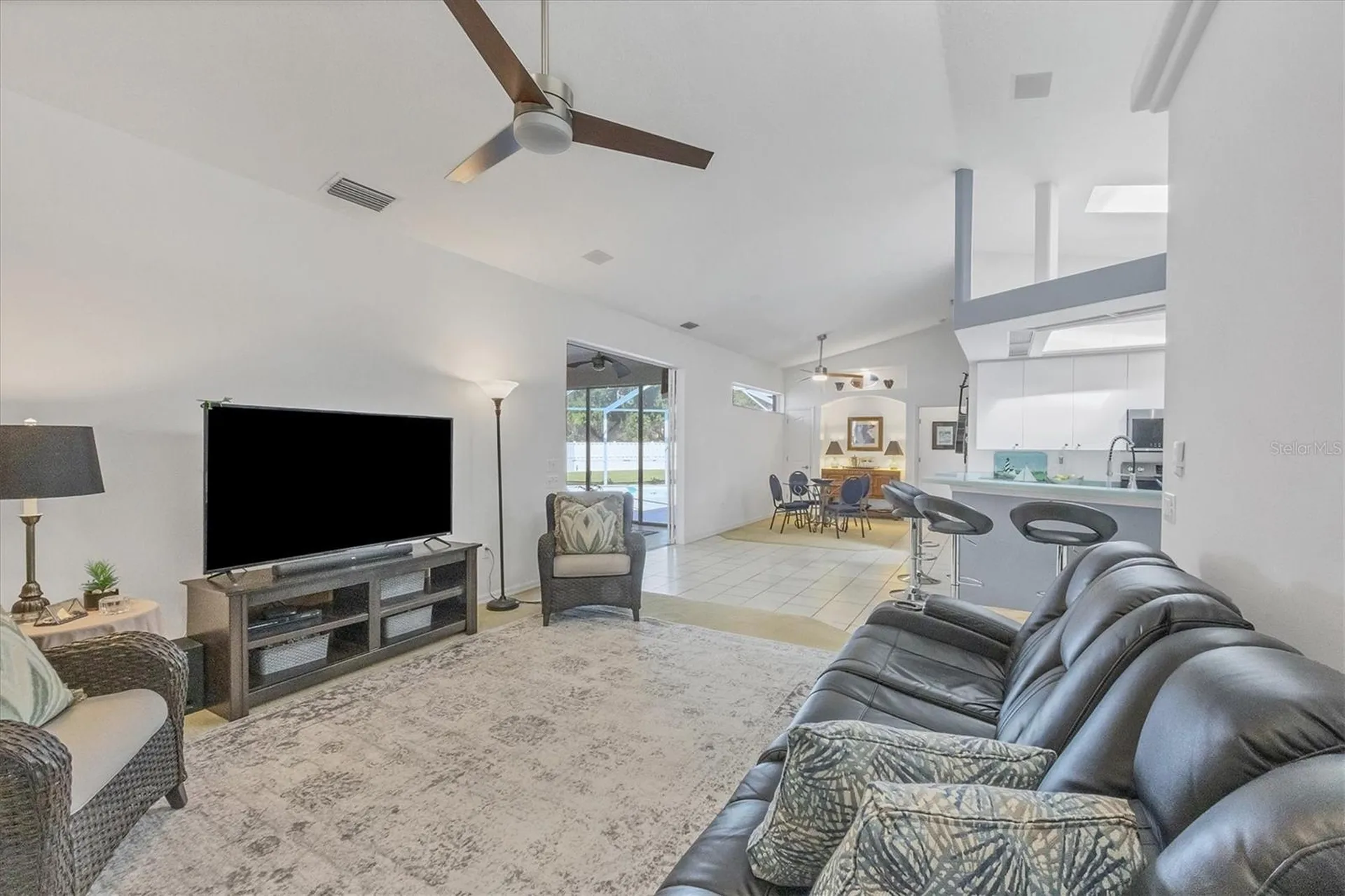 5124 Sunnydale Circle Sarasota FL 34233