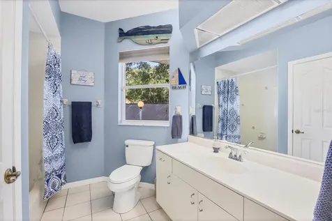 5124 Sunnydale Circle Sarasota FL 34233