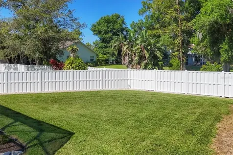 5124 Sunnydale Circle Sarasota FL 34233