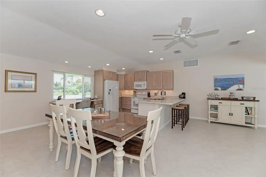 5577 Contento Drive Sarasota FL 34242