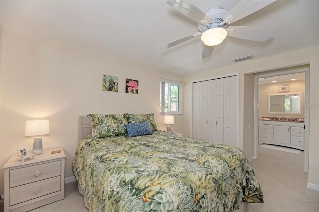 5577 Contento Drive Sarasota FL 34242