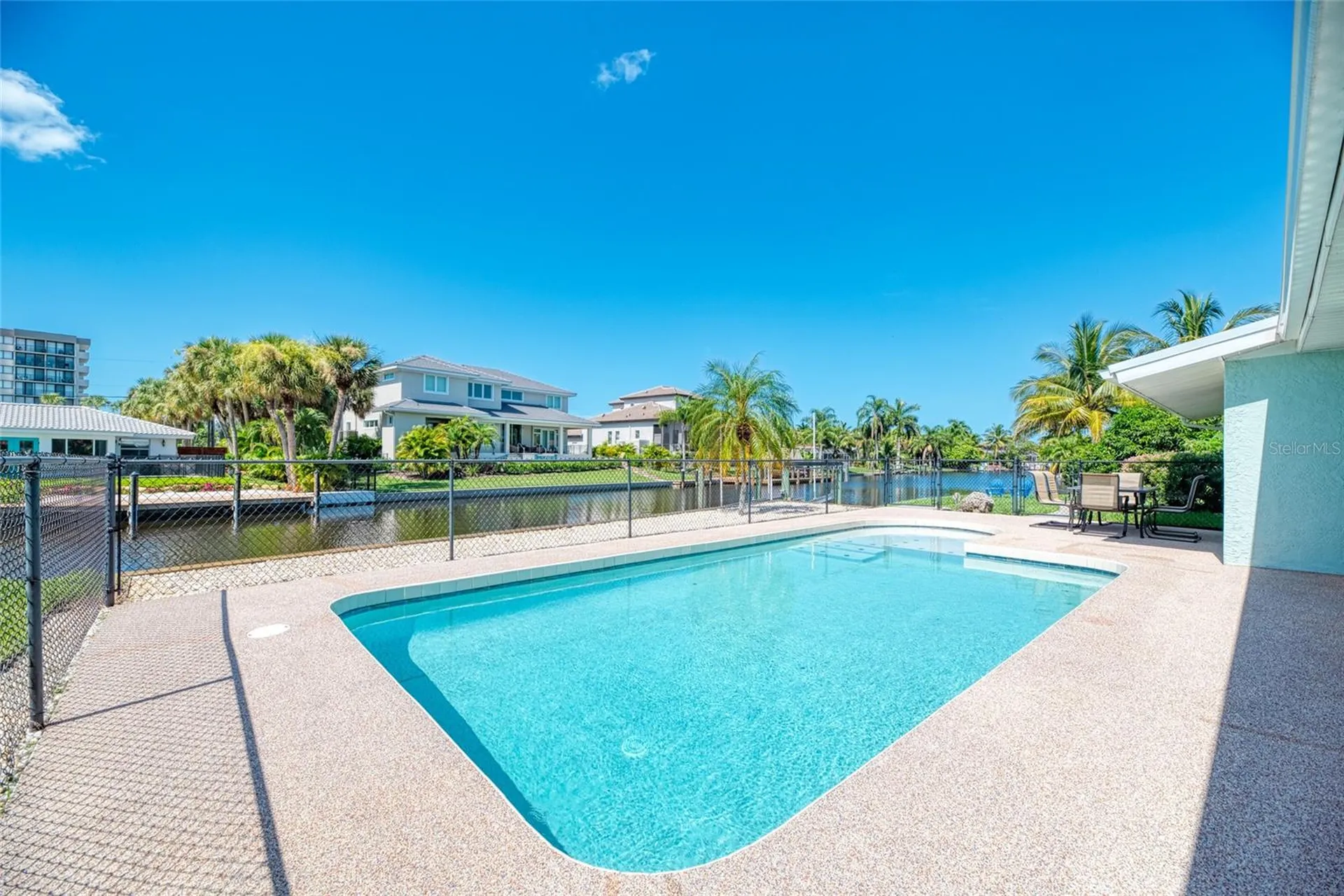 5577 Contento Drive Sarasota FL 34242
