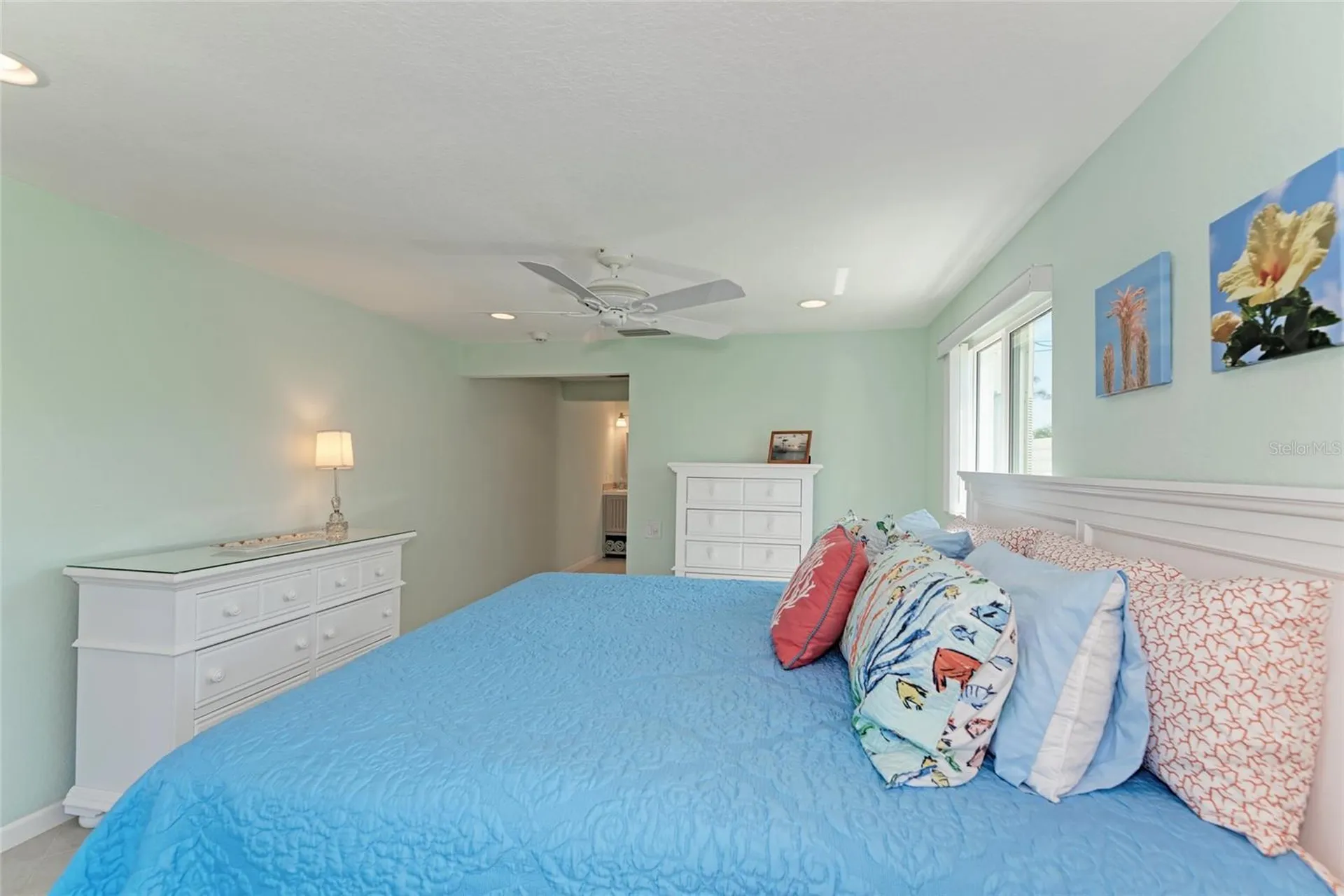 5577 Contento Drive Sarasota FL 34242