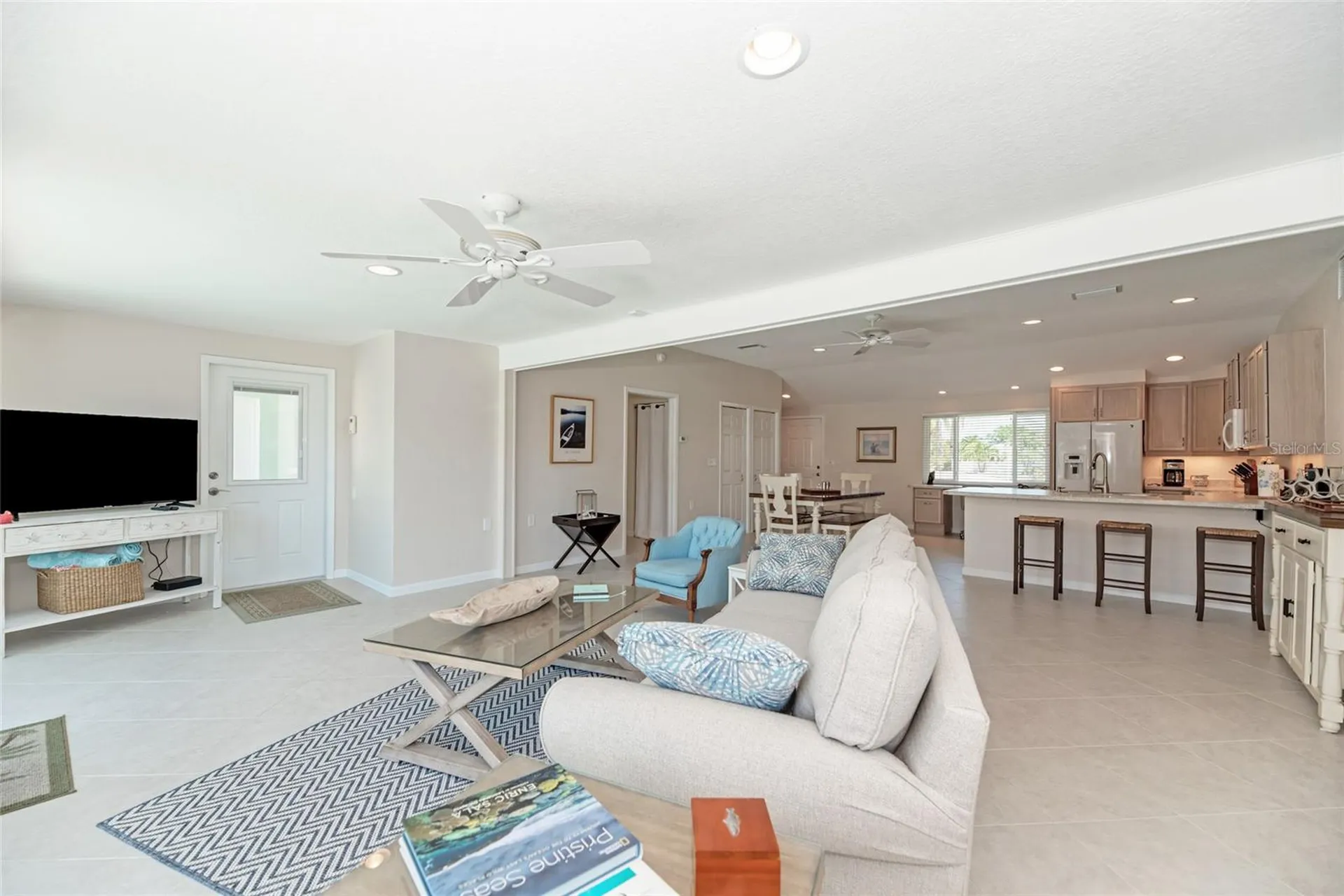 5577 Contento Drive Sarasota FL 34242