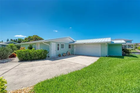 5577 Contento Drive Sarasota FL 34242