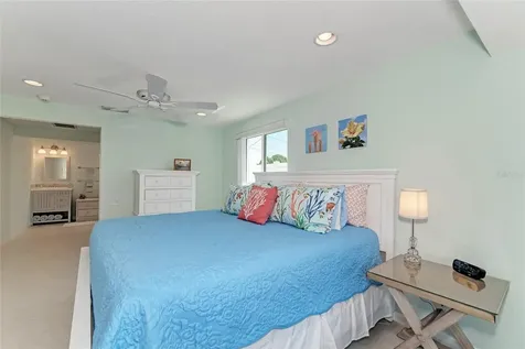 5577 Contento Drive Sarasota FL 34242