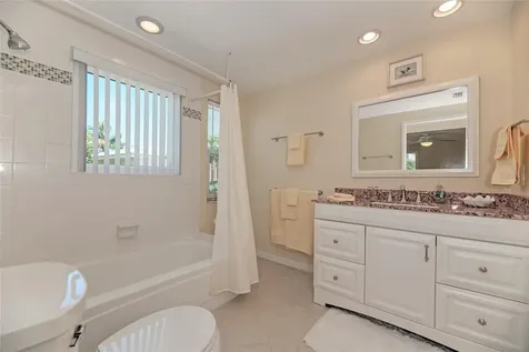 5577 Contento Drive Sarasota FL 34242