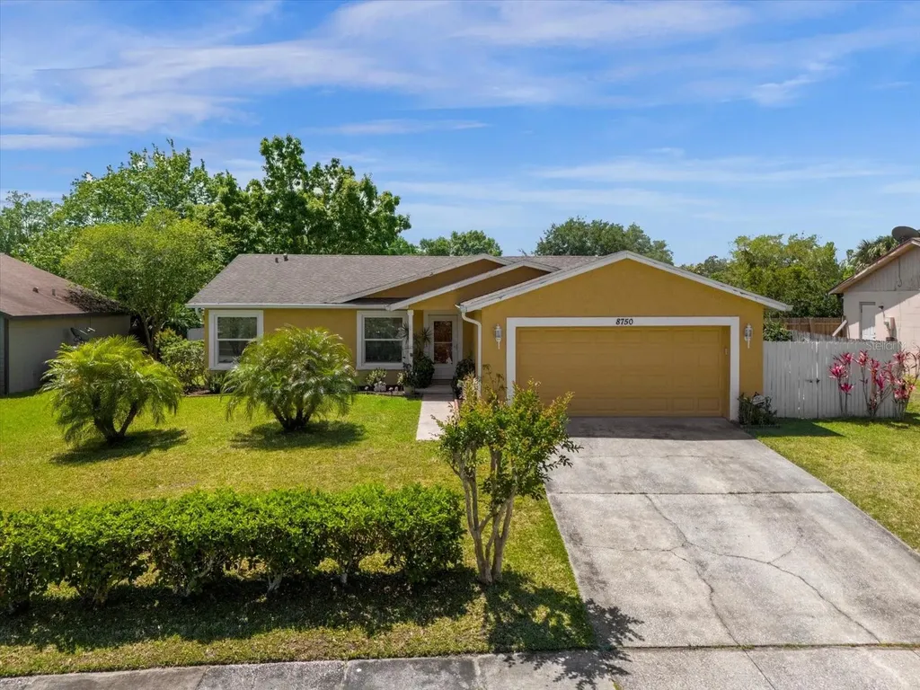 8750 Brackenwood Drive Orlando FL 32829