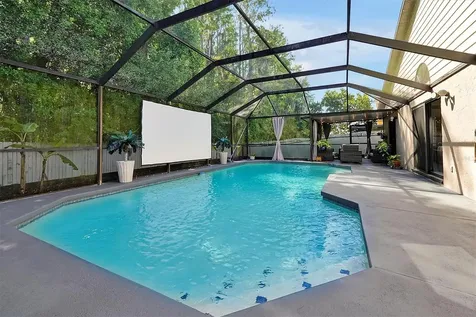 106 Blackwater Court Kissimmee FL 34743