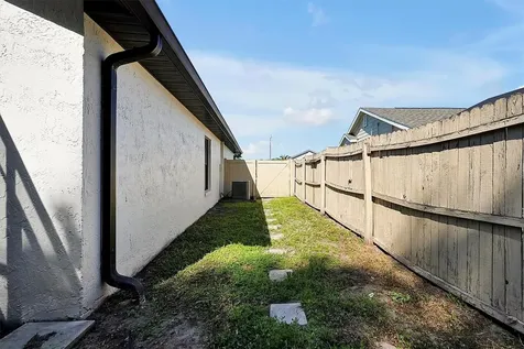 106 Blackwater Court Kissimmee FL 34743