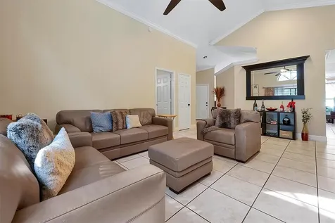 106 Blackwater Court Kissimmee FL 34743