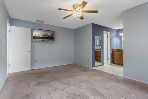 516 Betsy Ross Terrace Orlando FL 32809