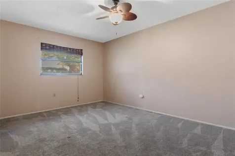 516 Betsy Ross Terrace Orlando FL 32809