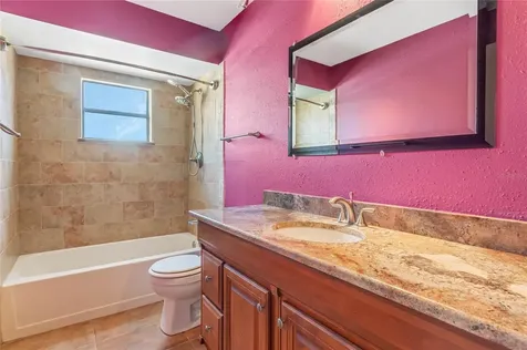 516 Betsy Ross Terrace Orlando FL 32809