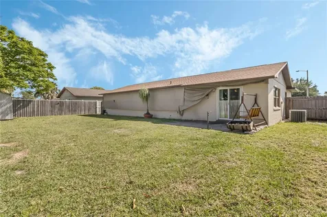516 Betsy Ross Terrace Orlando FL 32809