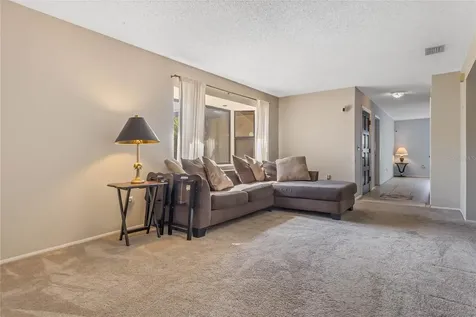 516 Betsy Ross Terrace Orlando FL 32809