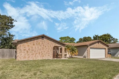 516 Betsy Ross Terrace Orlando FL 32809
