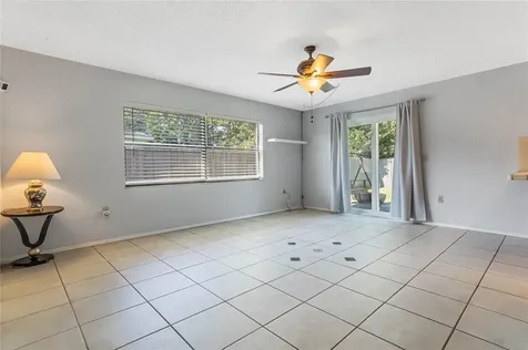 516 Betsy Ross Terrace Orlando FL 32809