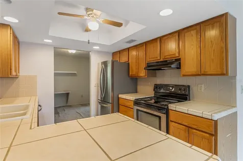 516 Betsy Ross Terrace Orlando FL 32809