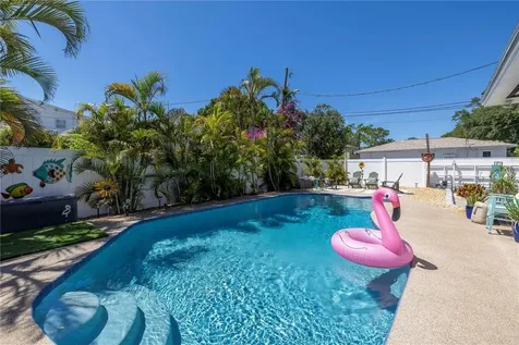 4423 9th Avenue N St Petersburg FL 33713